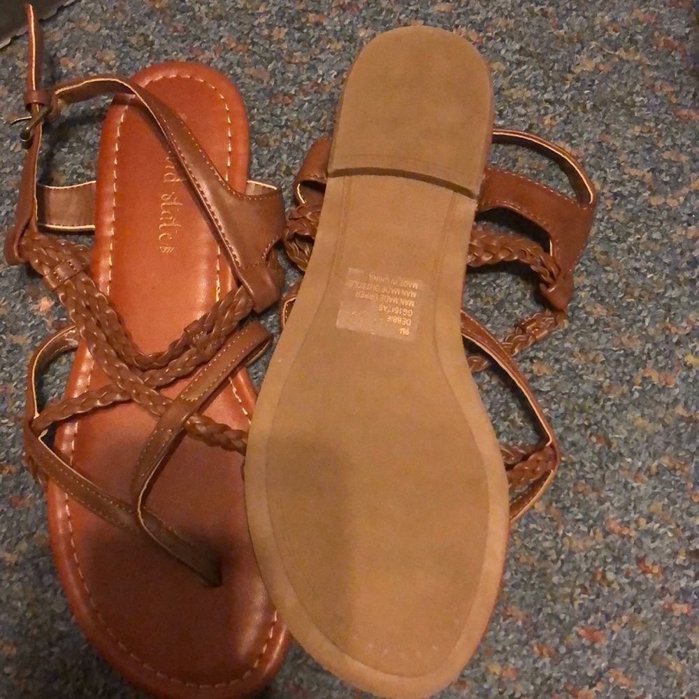 Altar’d State sandals - Picture 2 of 2